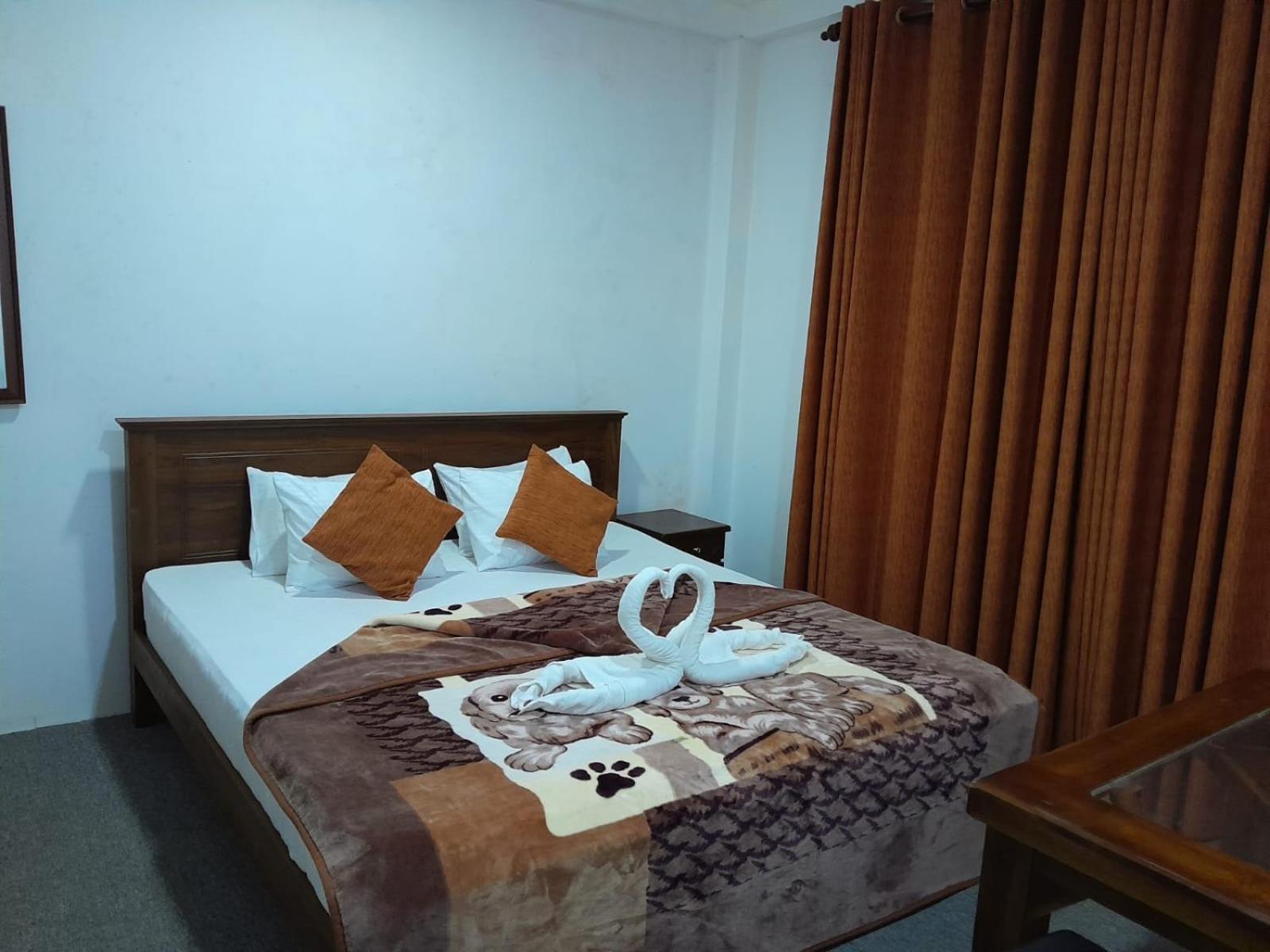 Creek View Inn 努沃勒埃利耶 外观 照片